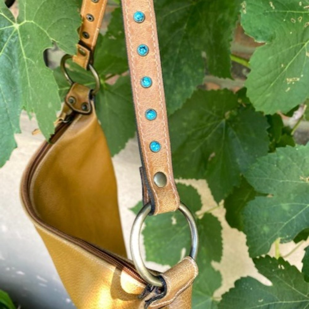 Shoulder Bag - Picture 5 of 9